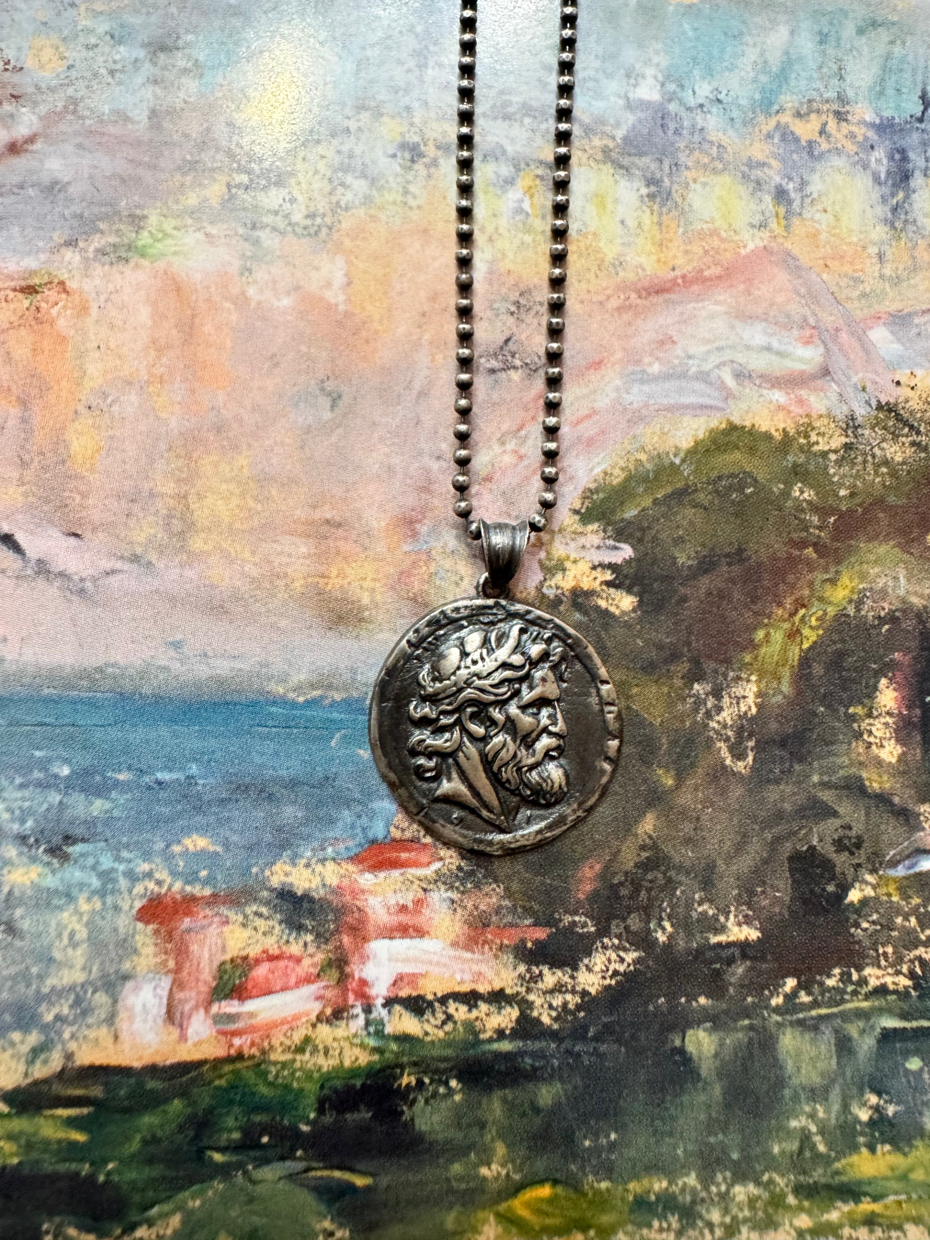 Antik Dönem Madalyon Kolye