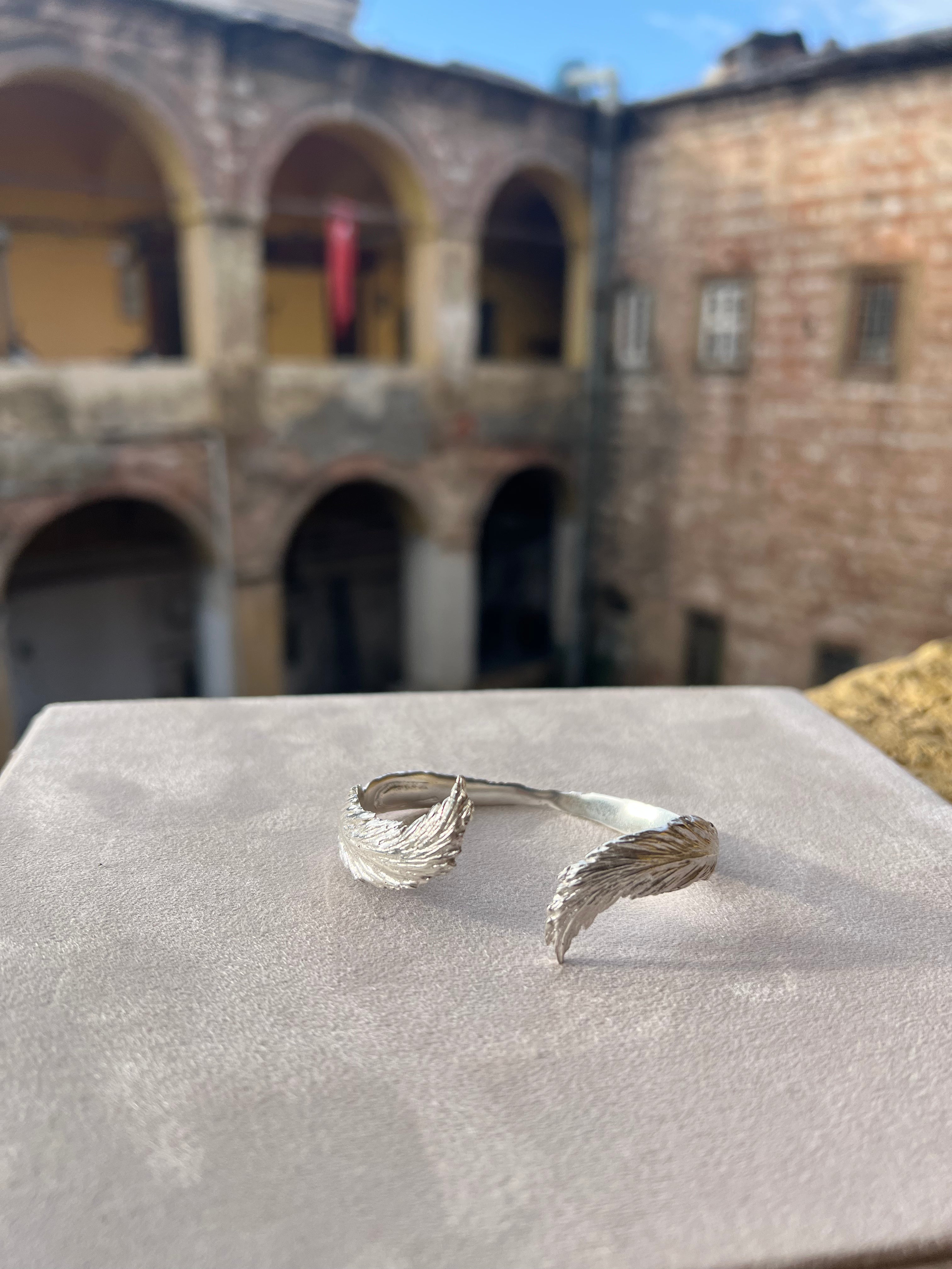 Seraph Feather Kelepçe