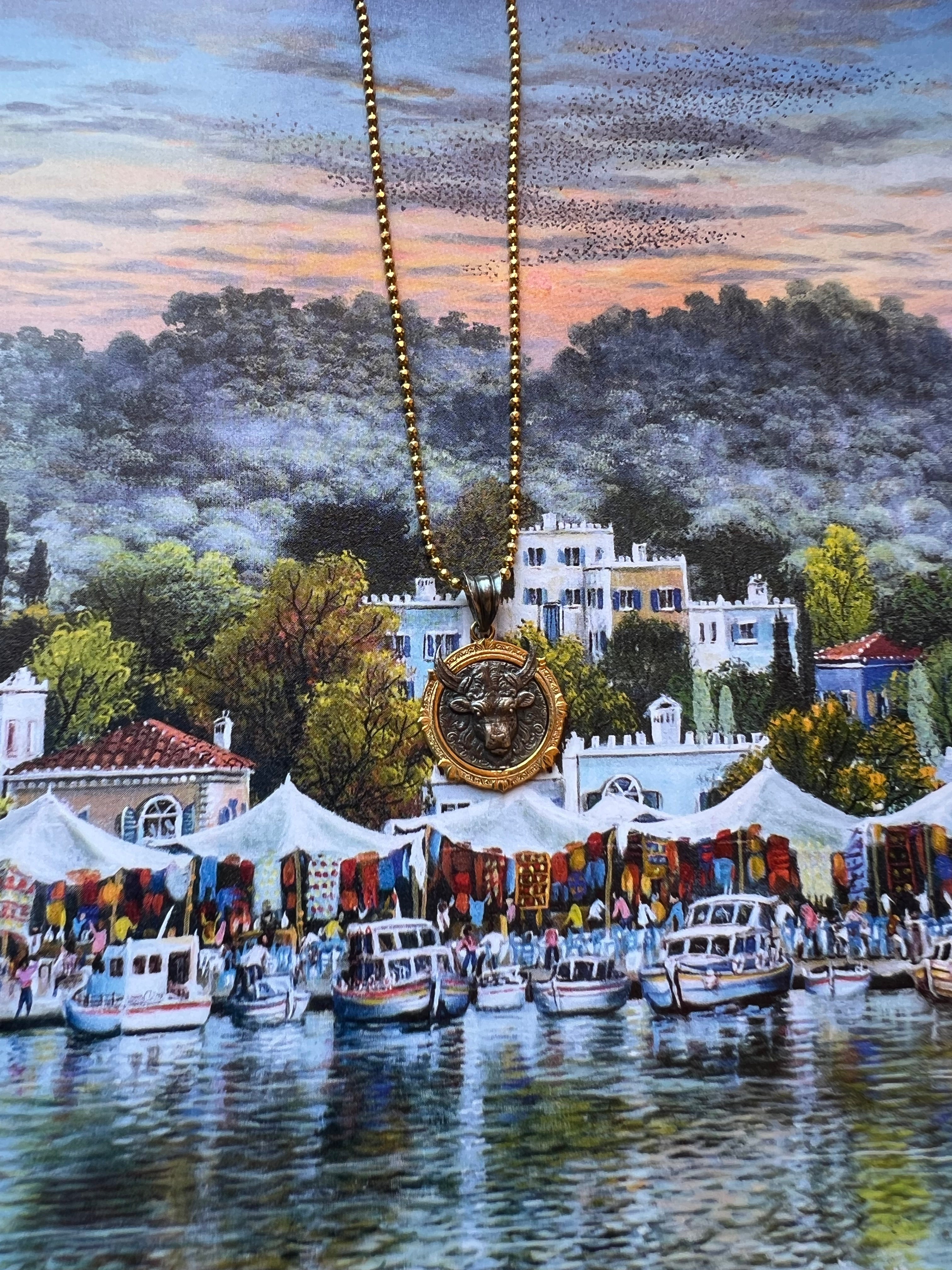 Boğa Burcu Madalyon Kolye