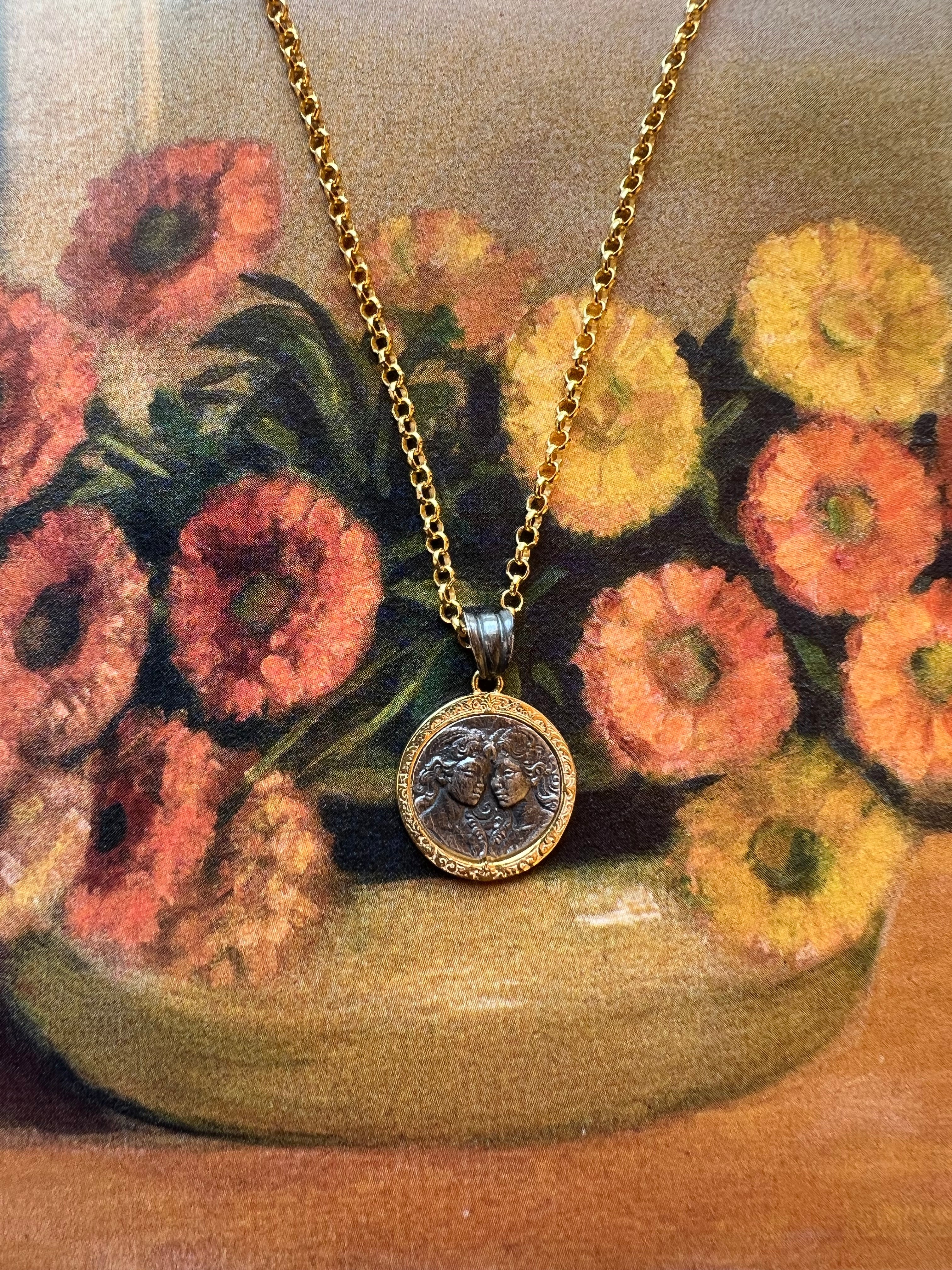 İkizler Burcu Madalyon Kolye