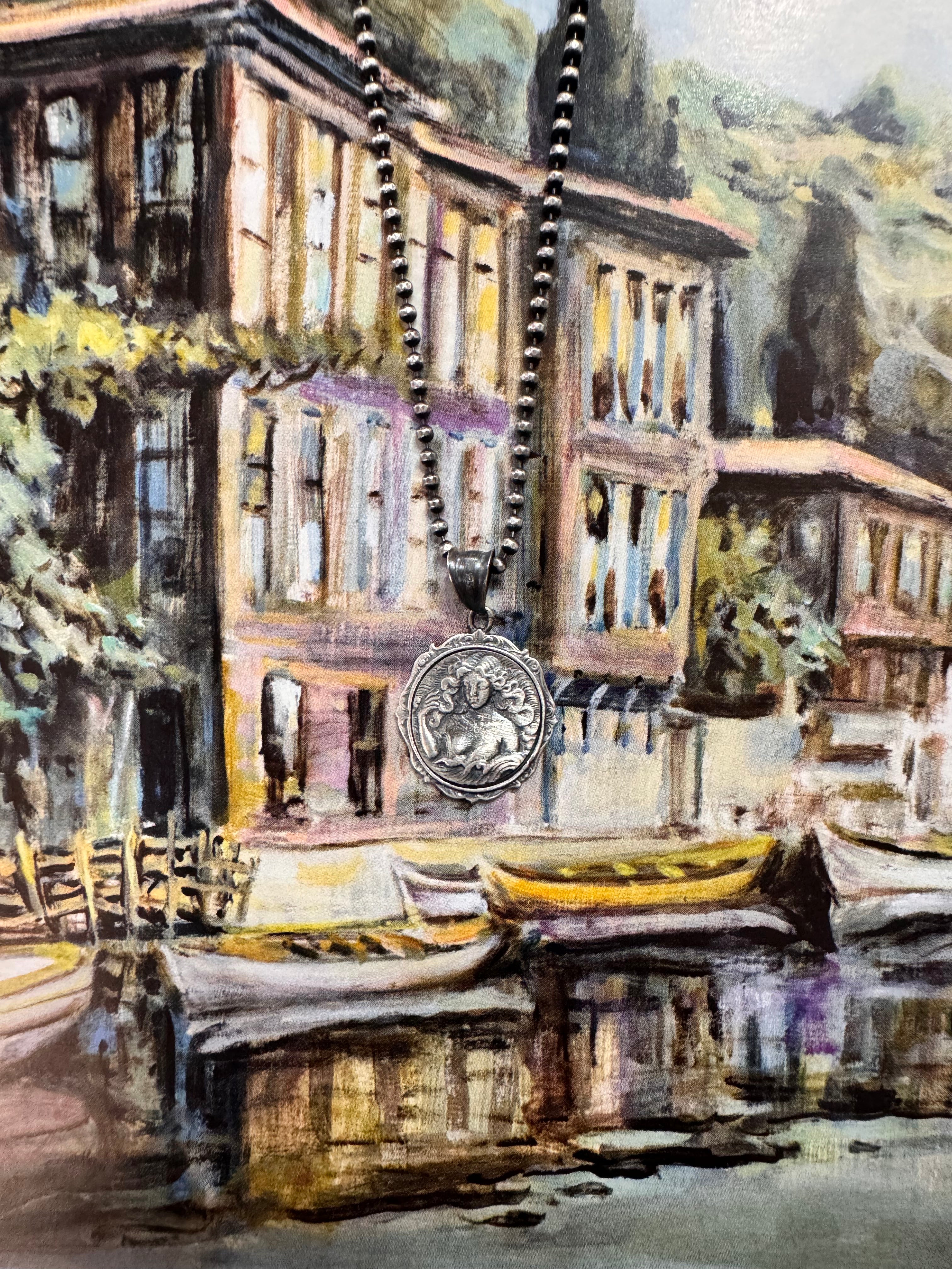 Başak Burcu Madalyon Kolye