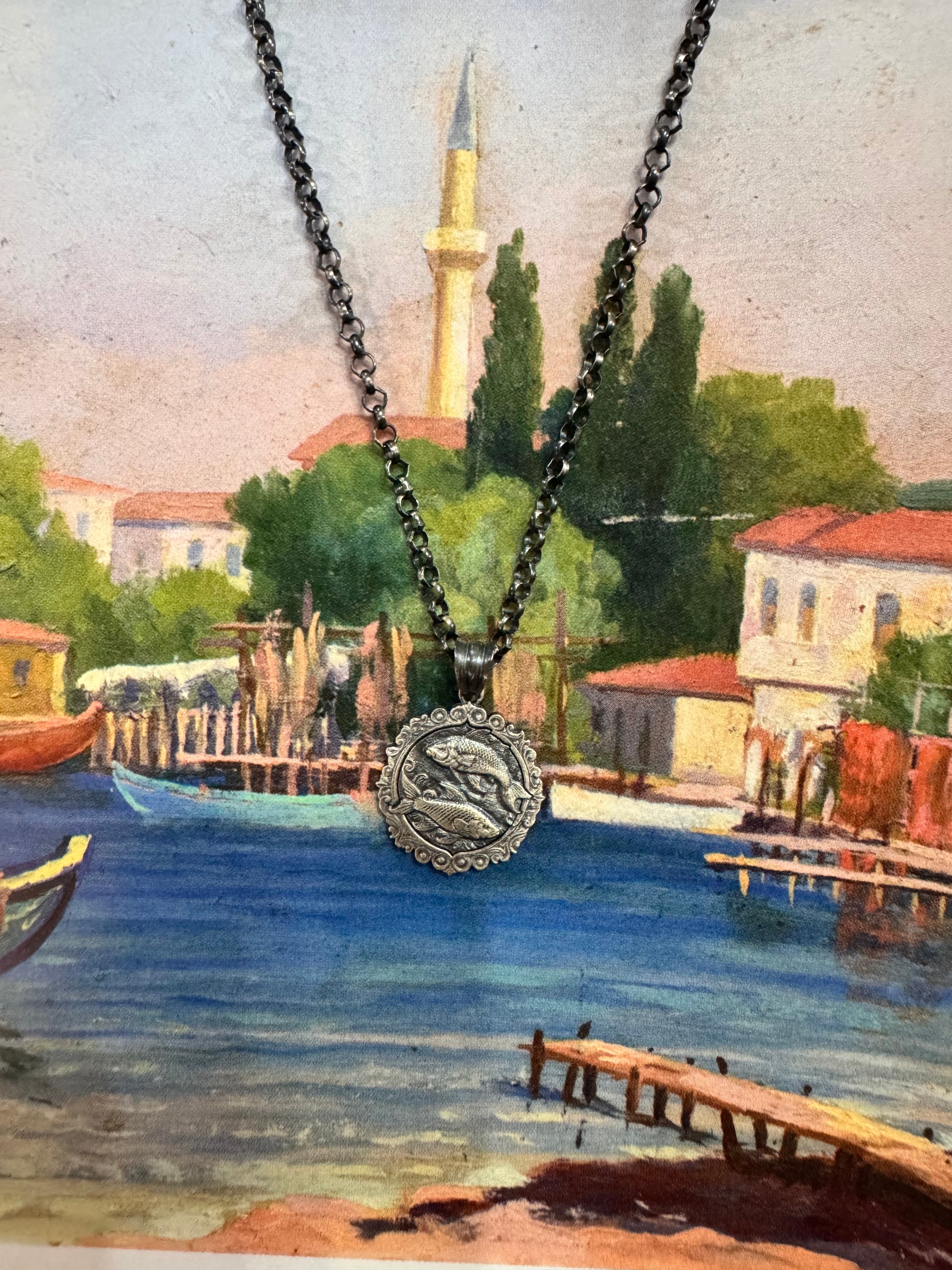 Balık Burcu Madalyon Kolye